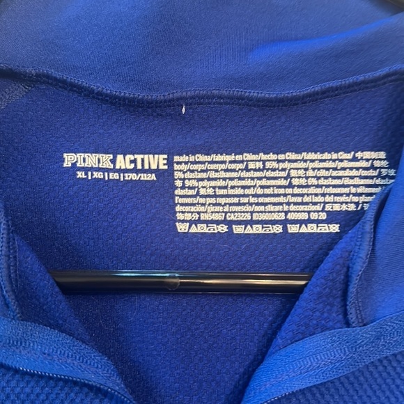 Victoria Secret Pink Active top‎ - Picture 2 of 2